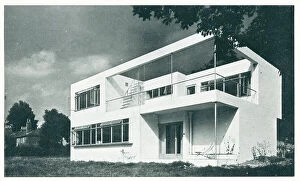 Modernist Collection: Concrete Modernist House