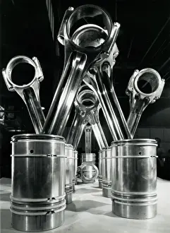 Connecting rods and pistons - Deltic engine
