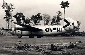Consolidated Prints: Consolidated B-24J taxying of R Australian AFs 21 Sdn