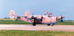 Liberator Gallery: Consolidated LB-30 - B-24A Liberator N24927 Diamond Lil
