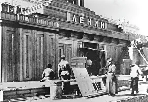 Lenin Prints: Construction of Lenin's mausoleum, Red Square