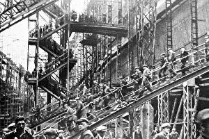 Construction of RMS Queen Elizabeth