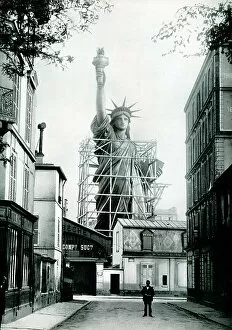 Images Dated 6th March 2019: Construction of the Statue of Liberty, Paris