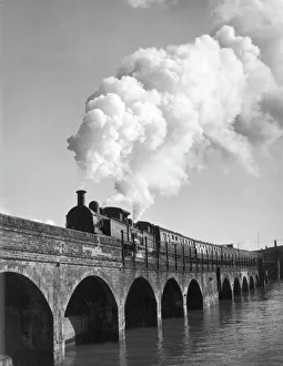 Boulogne Collection: Continental Boat Express
