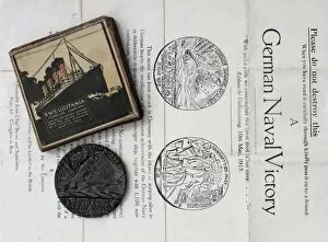 Images Dated 9th June 2012: Copy of German original medallion - sinking of the Lusitania