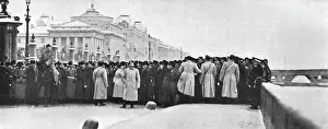 Czar Prints: The cordon of troops at the Winter Palace on Red Sunday