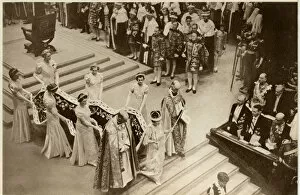 Images Dated 14th August 2017: Coronation of King George VI, Queens crowning 1937