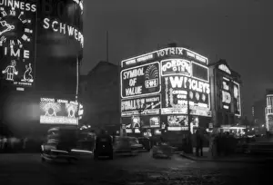 Coronation. Piccadilly Circus at Night
