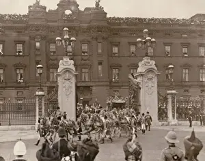 Coronation Procession leaving Buckingham Palace