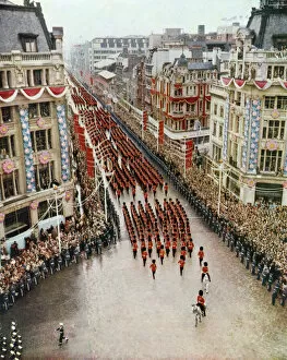 Guards Collection: Coronation procession at Oxford Circus, 1953