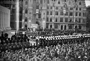 Coronation. Royal Horse Artillery escort