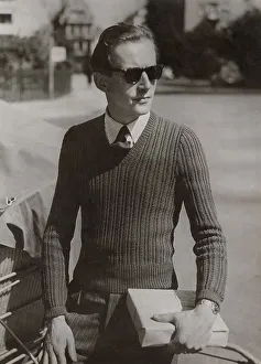 Sunglasses Prints: COSTUME/1950'S MAN