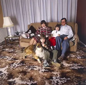 Lazy Prints: COUCH POTATO FAMILY