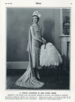 Images Dated 6th January 2017: The Countess of Galloway in court dress