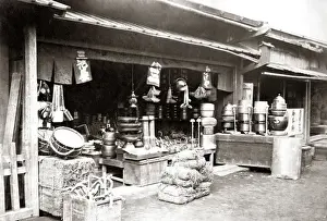 Tokaido Prints: A country shop on the Tokaido - the road from Tokyo to Kyot