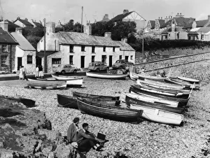 Anglesey Prints: Couple on Beach / 1950S