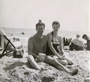 Images Dated 22nd September 2017: Couple on the beach at Bournemouth - early 1960s