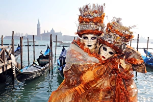 Images Dated 10th February 2013: Couple wearing Venice Carnival Costumes