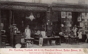 Images Dated 27th September 2017: Courtney Duckett antique shop, Crawford Street, London W