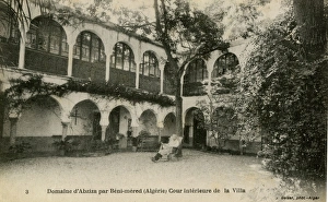 Abziza Gallery: Courtyard of the Abziza Farm. Beni-mered, Algeria