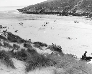 Images Dated 13th September 2011: Crantock Sands
