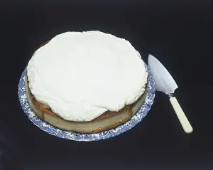 CREAM CAKE