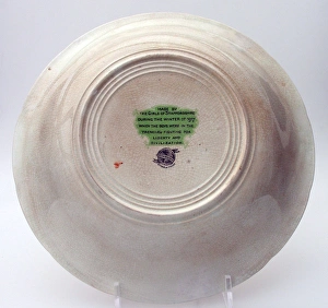 Images Dated 23rd September 2010: Cream pottery bowl - WWI - Bairnsfatherware