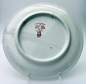 Images Dated 23rd September 2010: Cream pottery plate - The historical touch