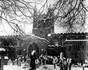 Crediton Church, Devon, in the snow