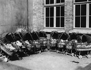 Prams Gallery: A Crescent of Prams