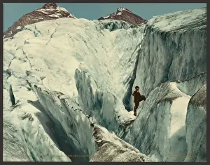 Crevasse Prints: Crevasse formation in Illecillewaet Glacier, Selkirk Mountai