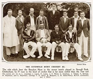 Images Dated 19th February 2021: Cricket Team Photograph - The Cotswold Hunt XI