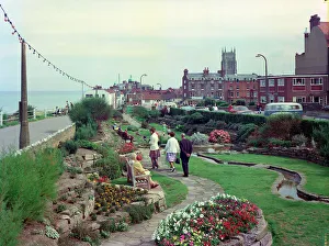 Cliff Prints: Cromer - West Cliff Gardens