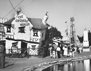 Essex Collection: Crooked House, Southend