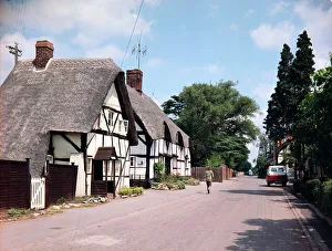 Cropthorne - Thatched cottages
