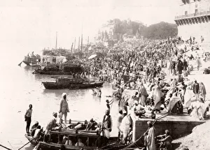 Crowd along the River Ganges, Benares, Varanasi, India