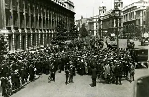 Downing Prints: Crowd in Whitehall, near Downing Street, WW1
