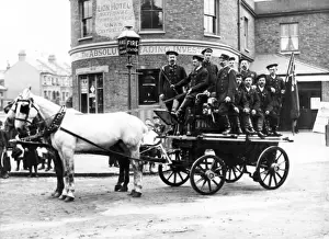 Crews Prints: Croydon Fire Brigade, Thornton Heath horse fire engine