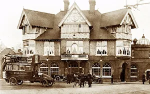 Croydon Swan and Sugar Loaf Pub early 1900s