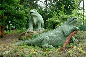 Archosauria Collection: Crystal Palace Dinosaur Models