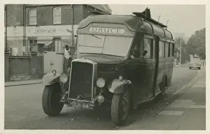 CUB Vintage Bus - Druce
