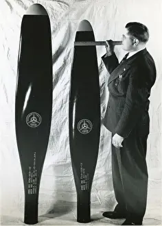 Thunderbolt Prints: Curtiss-Wright propeller blade with wider hollow steel ?