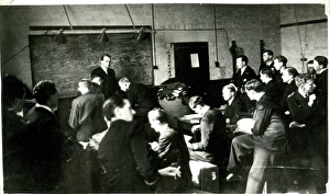 Images Dated 11th July 2016: D-Day Briefing, WW2