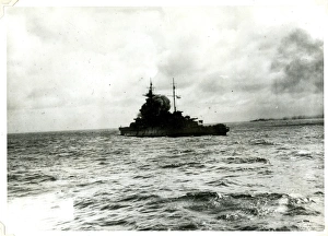 Images Dated 12th July 2016: D-Day, HMS Ramillies, WW2