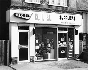 Suppliers Prints: D. I. Y. STORE / WALTON