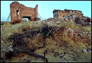 Images Dated 8th December 2015: Damaged houses, Belchite, Spain