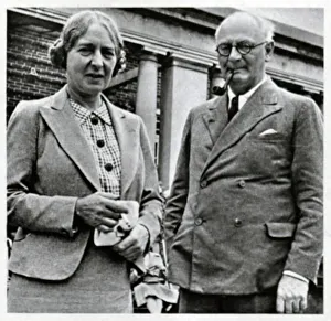 Dame Prints: Dame Laura Knight and Harold Knight
