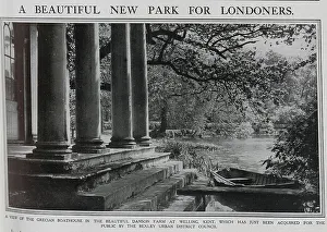 Boathouse Prints: Danson Park boathouse