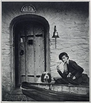 Novelist Collection: Daphne du Maurier in Fowey