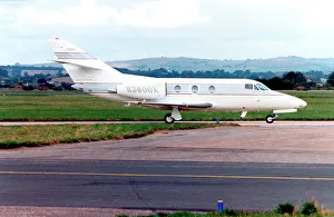 Dassault Falcon 10 N3699X
